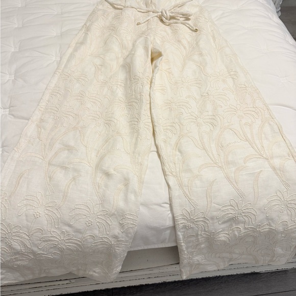 ROAME Pants - Roame Cream Floral Embroidered Linen Pants size 0 NWOT